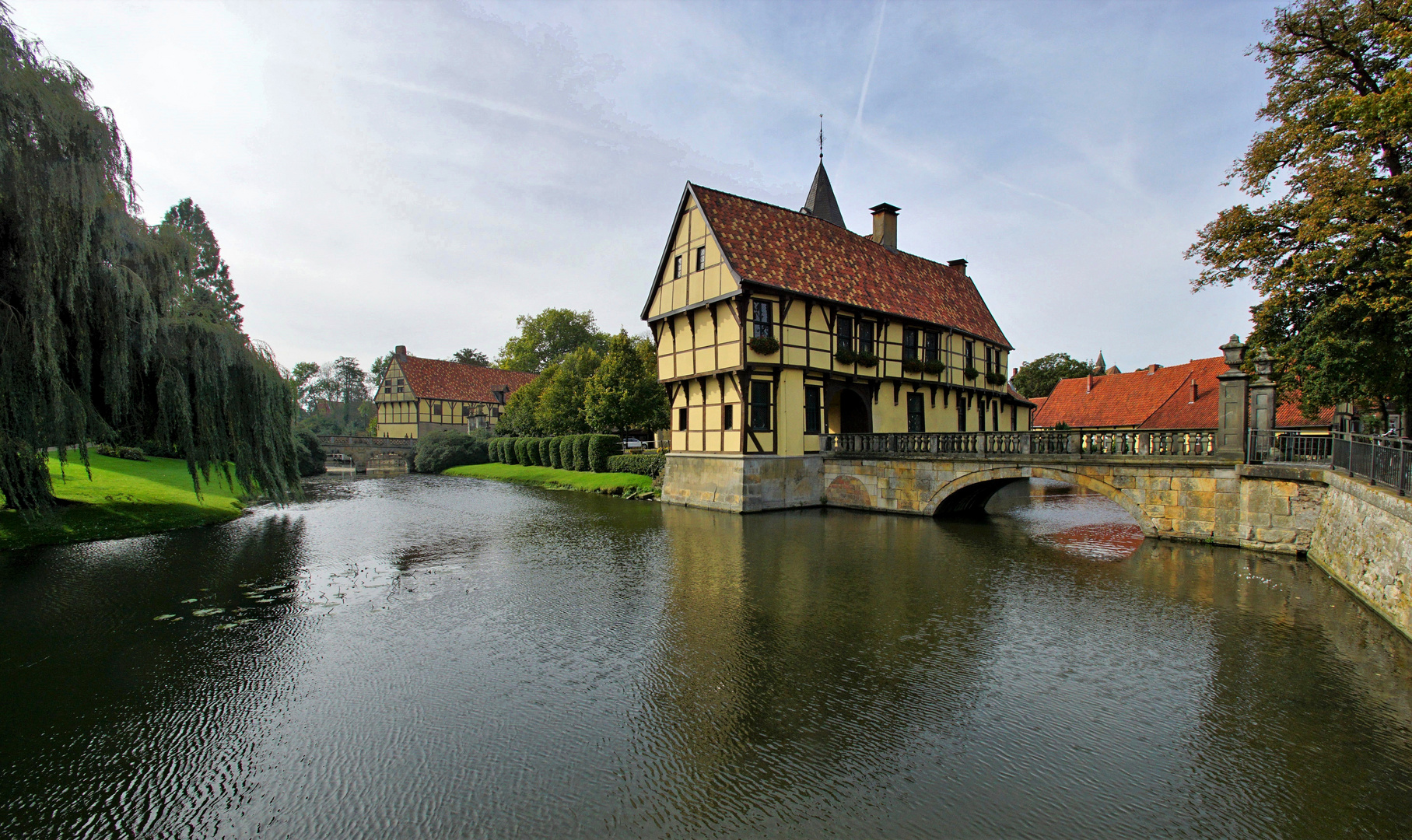 Torhaus und Vorburg...