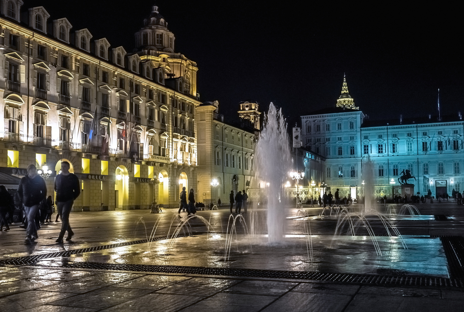 Torino by night