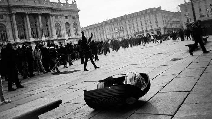 ..torino, panorama (piazza castello, dettaglio)..