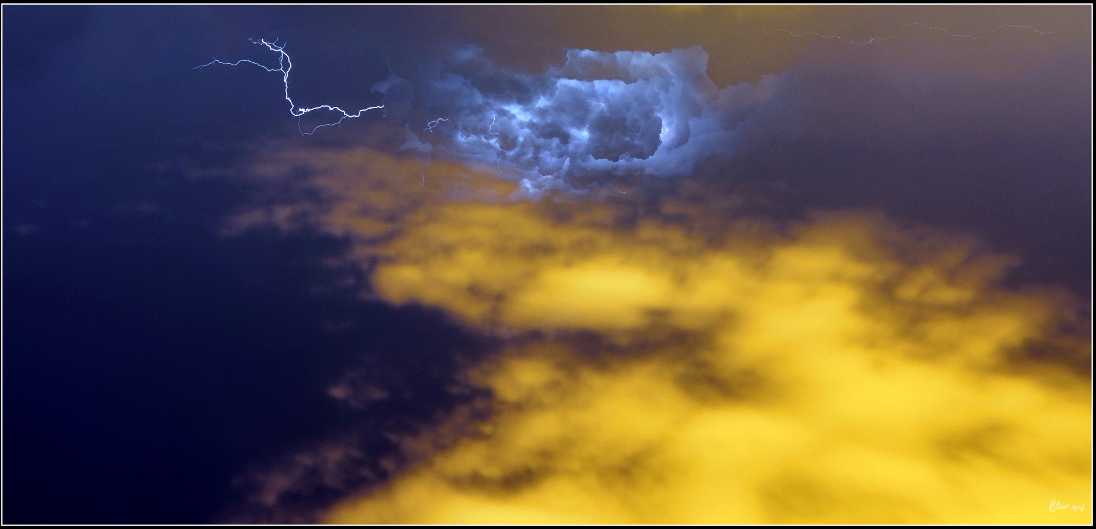 TORMENTA DE LUZ