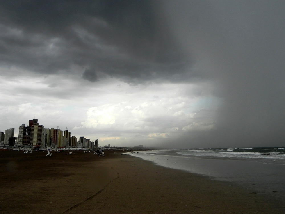 tormenta en el mar