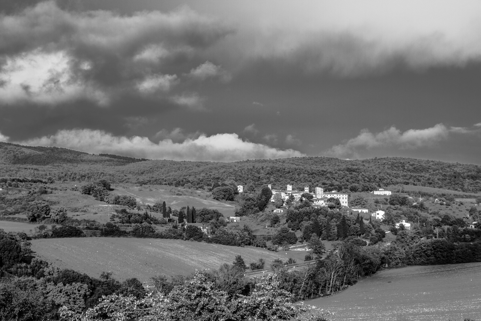 TORMENTA EN LA TOSCANA