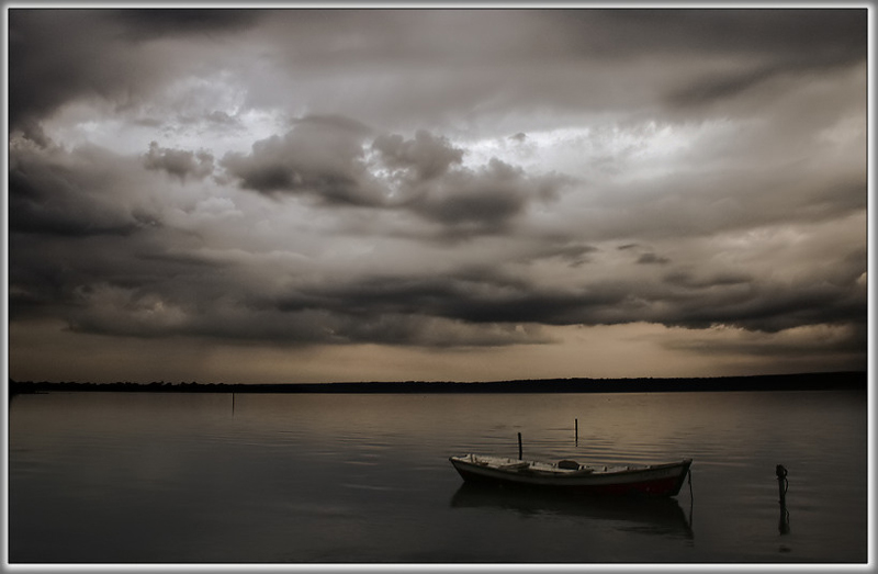 Tormenta sobre el Lago.