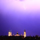 Tormenta violeta.