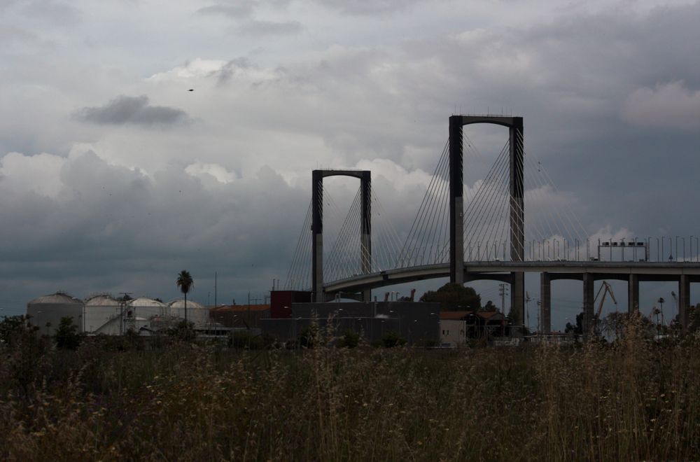 tormenta y puente del quinto centenario