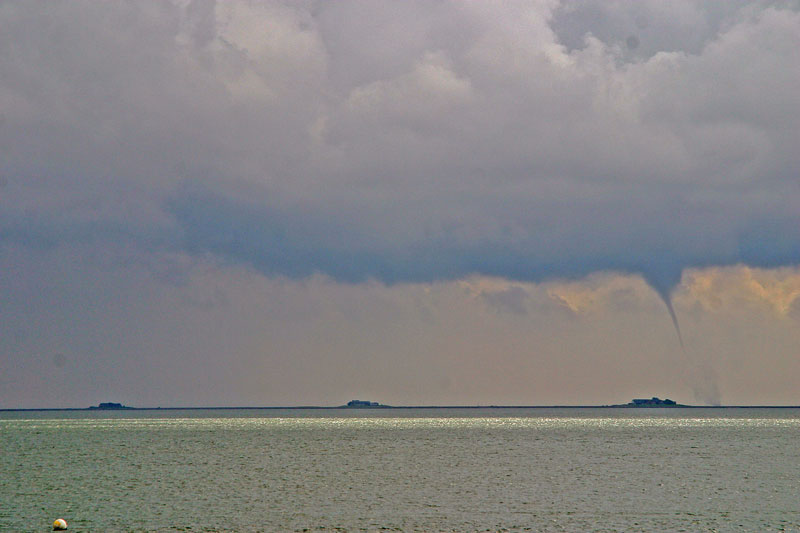 Tornado bei den Halligen