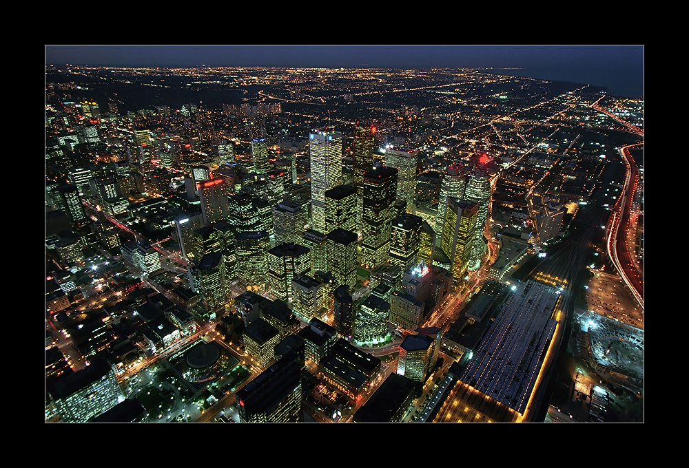 [ Toronto at night ]