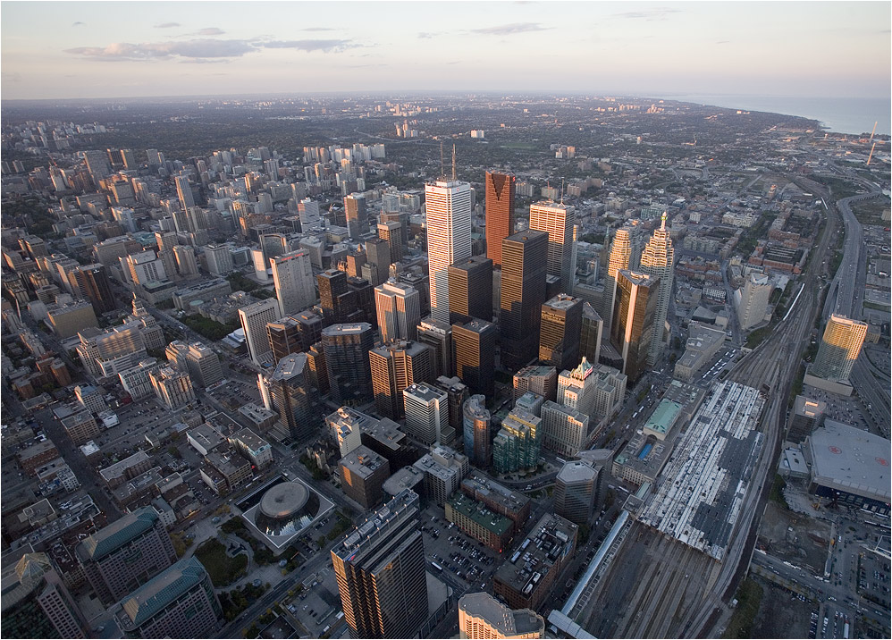 TORONTO FINANCIAL DISTRICT