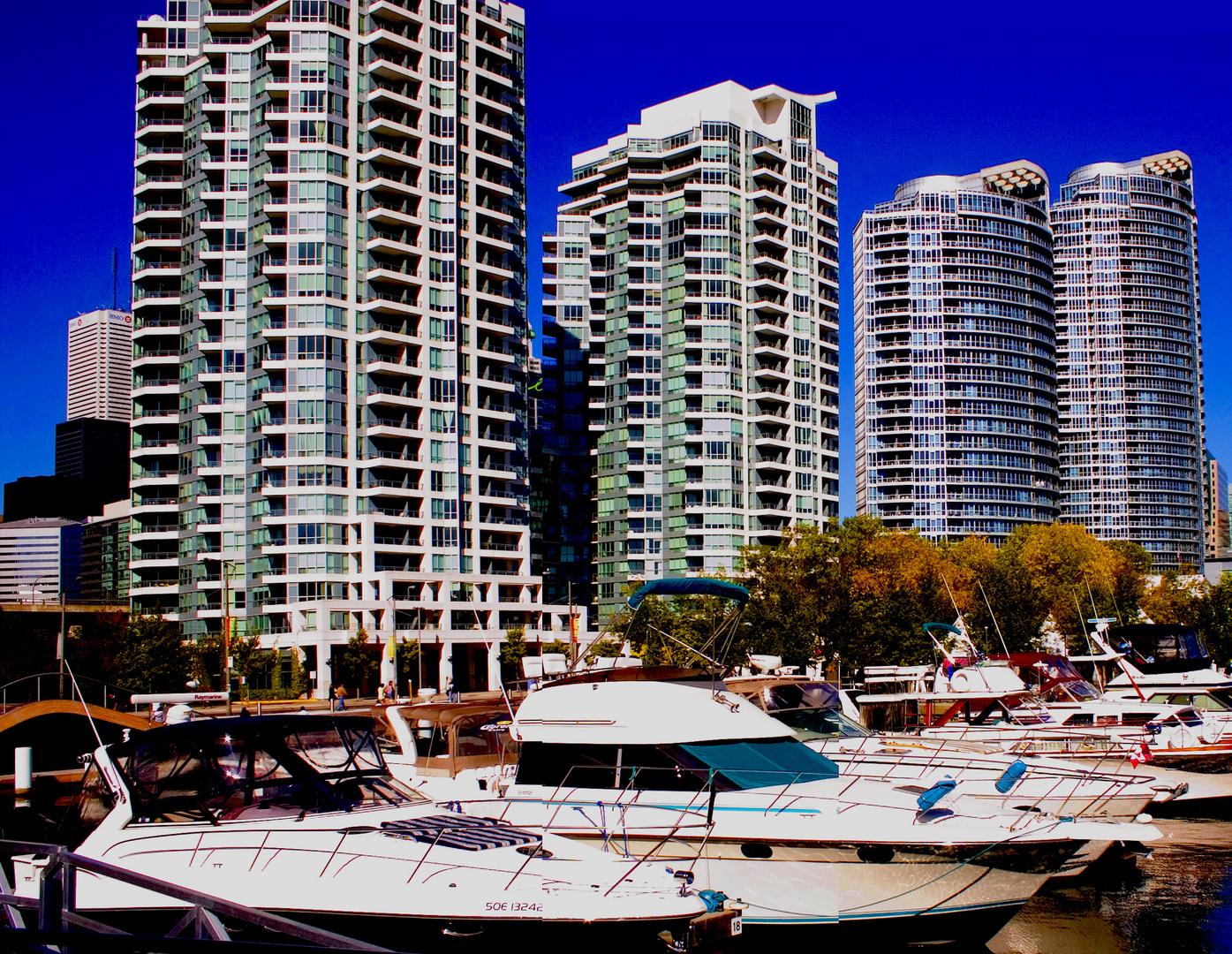 toronto harbourfront condos