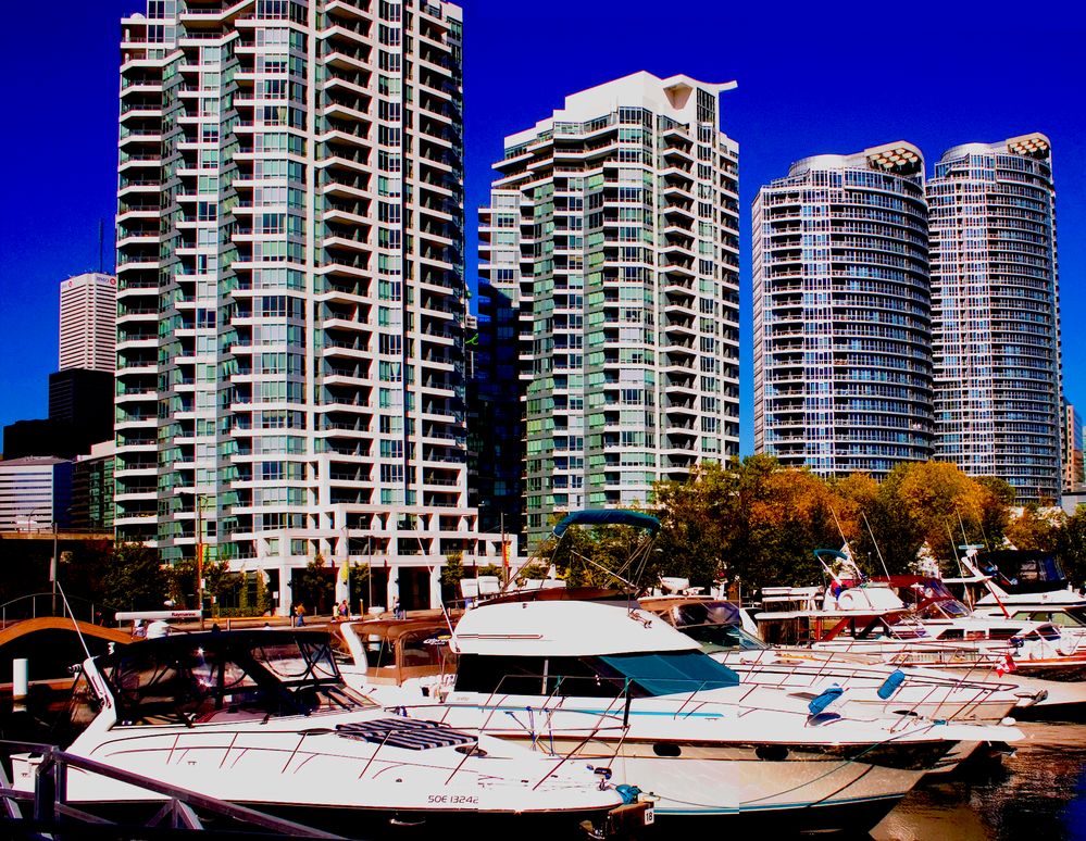 toronto harbourfront condos