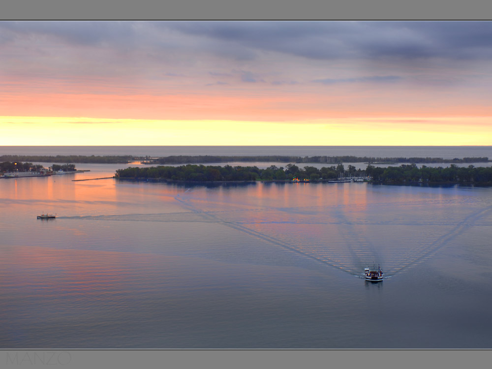 Toronto Islands morning traffic