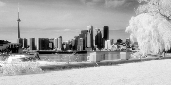 Toronto - Panorama in IR
