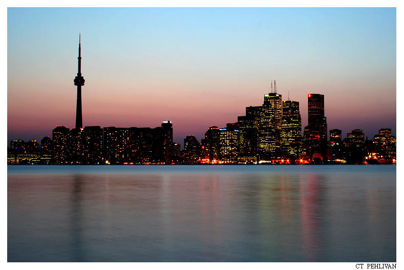 TORONTO SKYLINE @ NIGHT