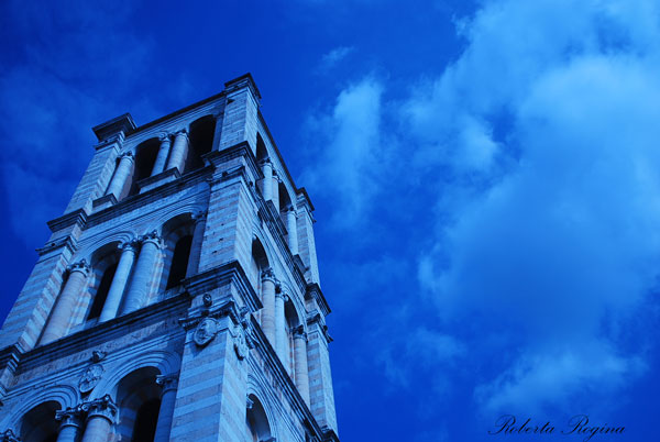 Torre campanaria