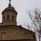 Torre con cigüeñas