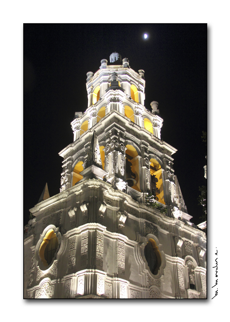 Torre de la Iglesia de la Compañía de Jesús, Puebla, México