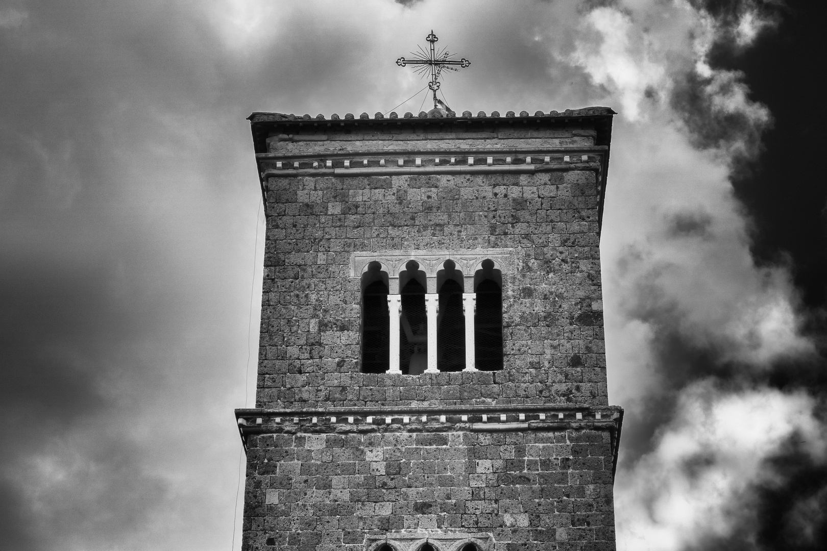 Torre degli Arraggiati, Sutri