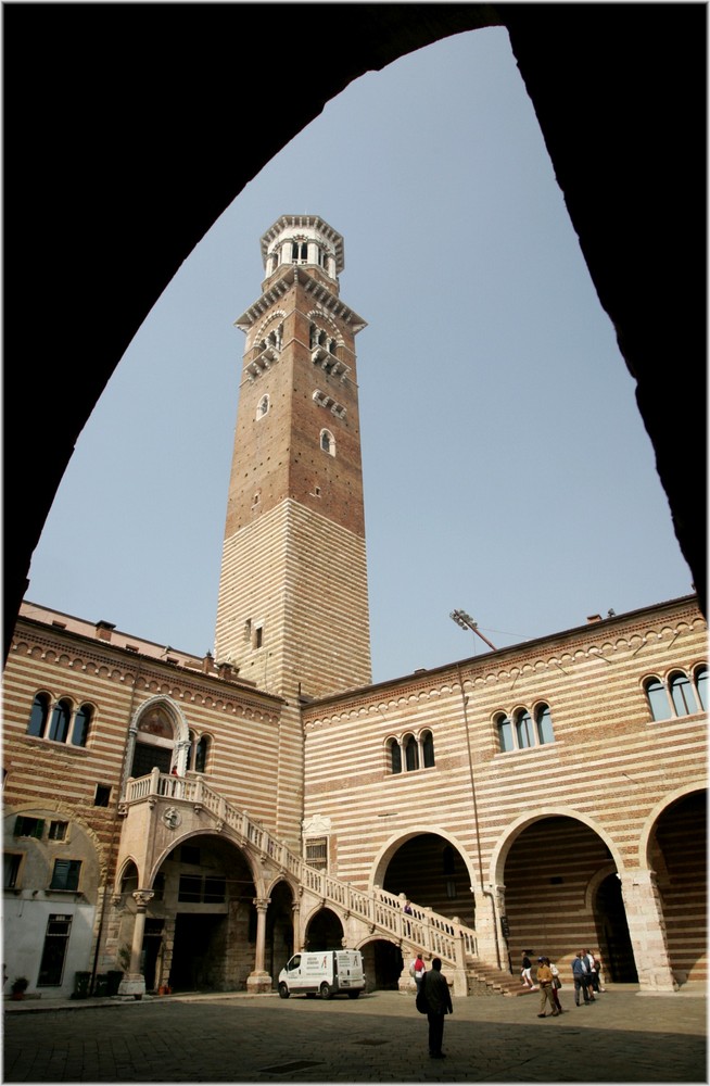 * Torre dei Lamberti *