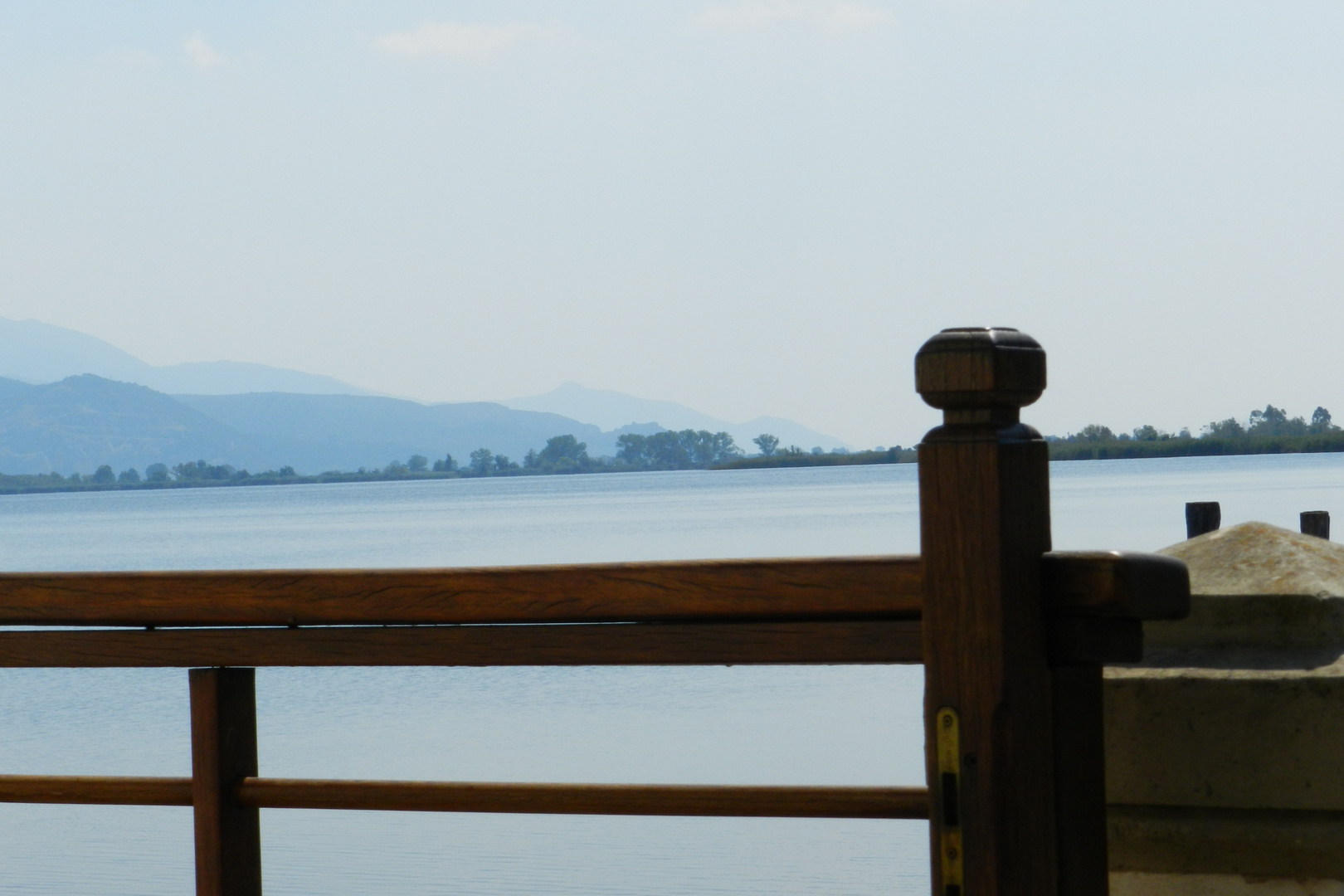 Torre del lago Puccini "Lago Massaciuccoli " 2 - altra angolazione