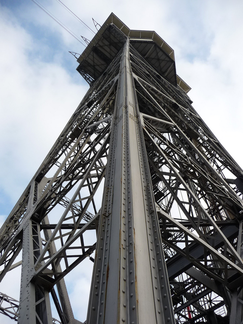 Torre de`l Telefèrico San Sebastiàn.