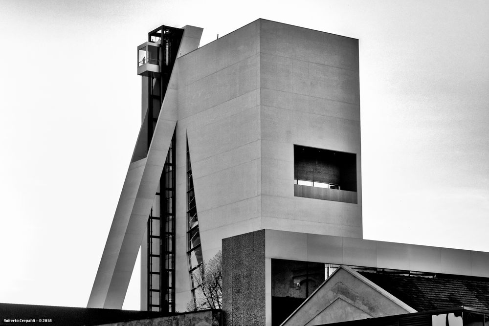 Torre della Fondazione Prada, Milano