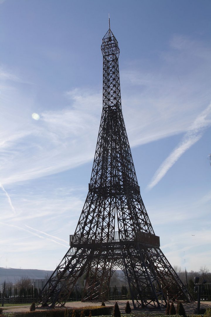 TORRE EIFFEL