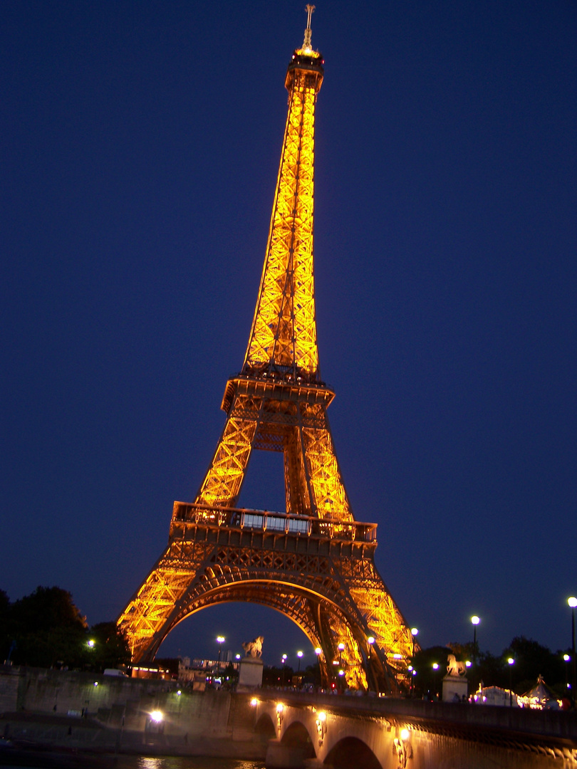 Torre Eiffel de noche