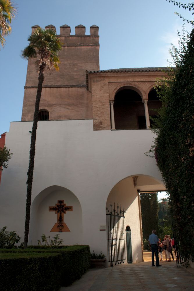 torre mudejar, paso al huerto del alcazar