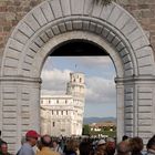 Torre Pendente (Blick von der Piazza D. Manin)