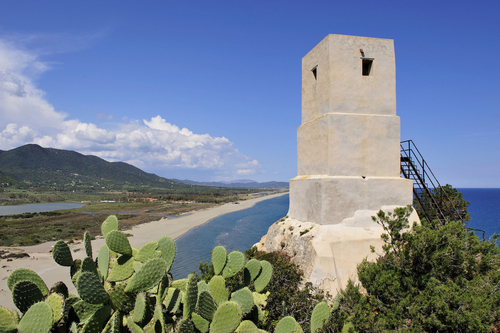 Torre Salinas an der Costa Rei