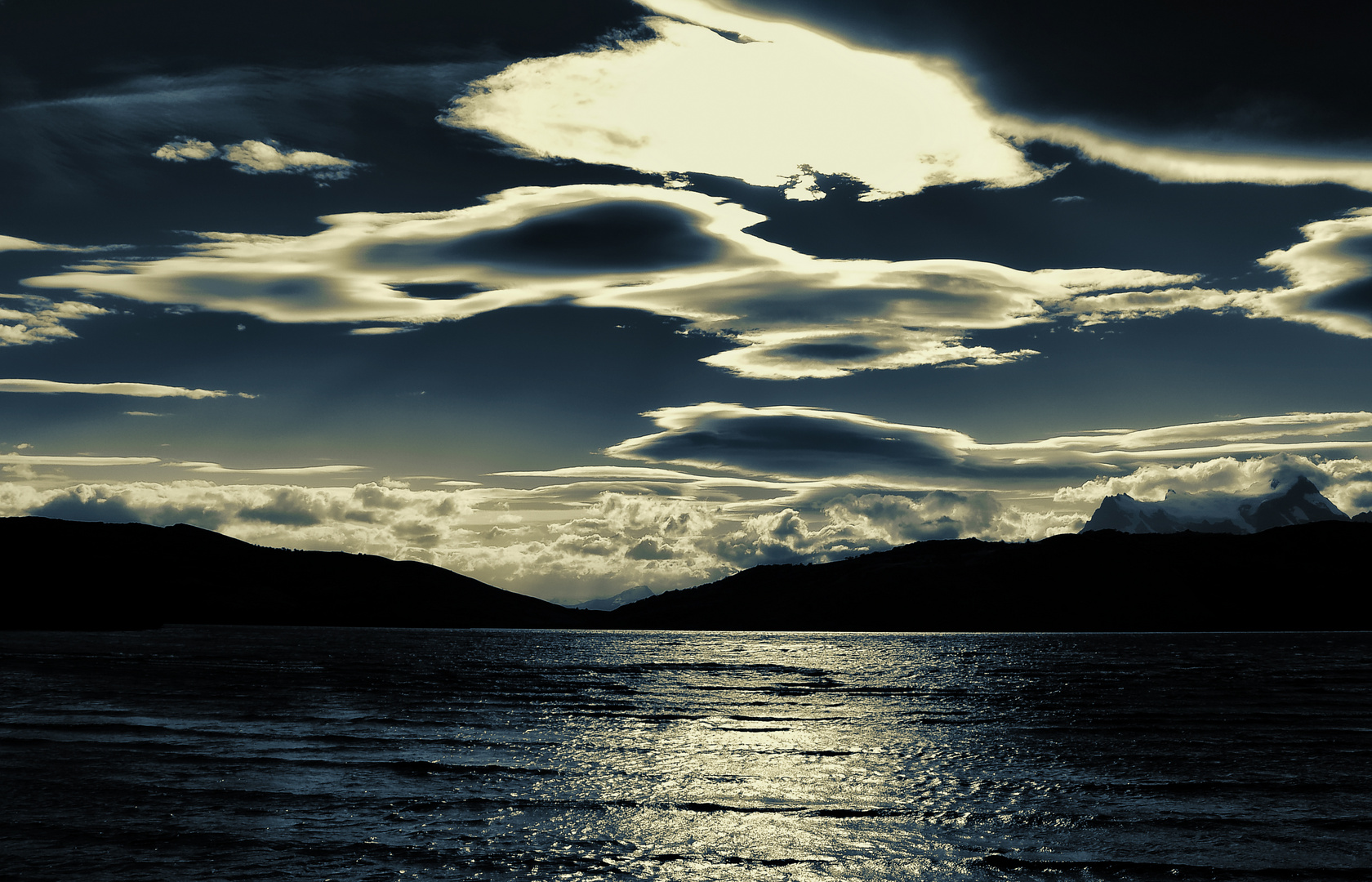 torres del paine .