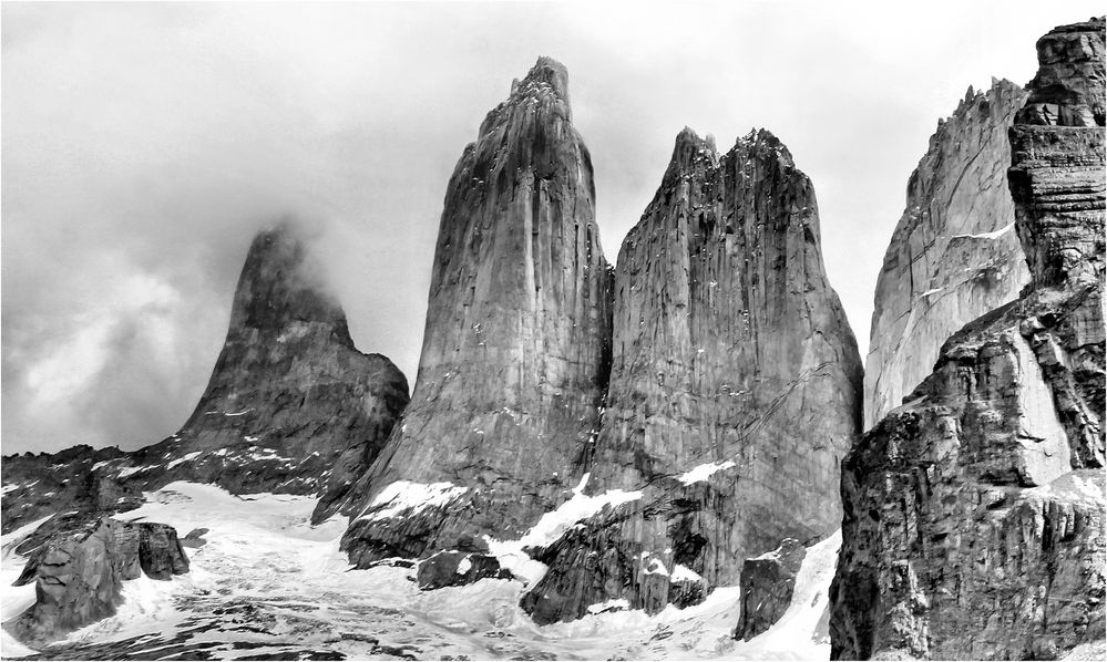 TORRES DEL PAINE