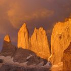 Torres del Paine im ersten Sonnenlicht