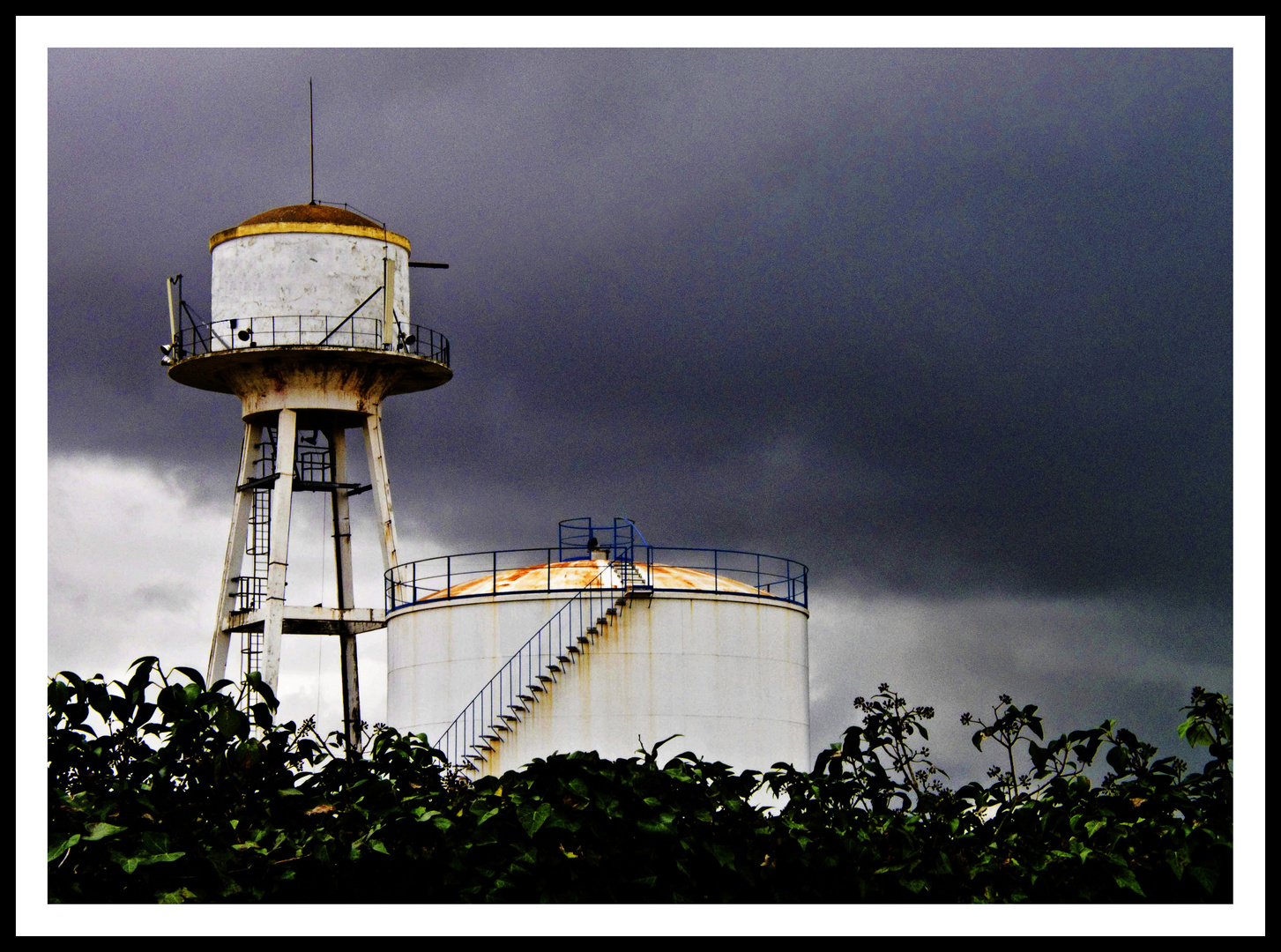 torreta y depósito