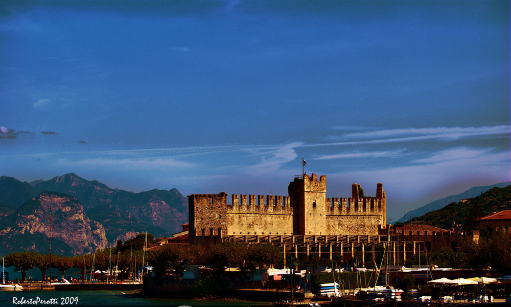 Torri del Benaco (la perla del Garda)