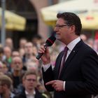 Torsten Schäfer-Gümbel (SPD) beim Wahlkampf in Frankfurt