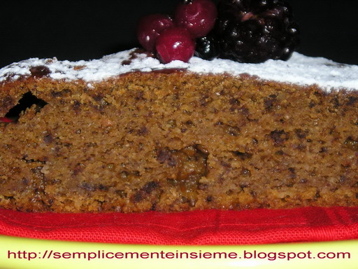 Torta di carote, mandorle e cioccolato