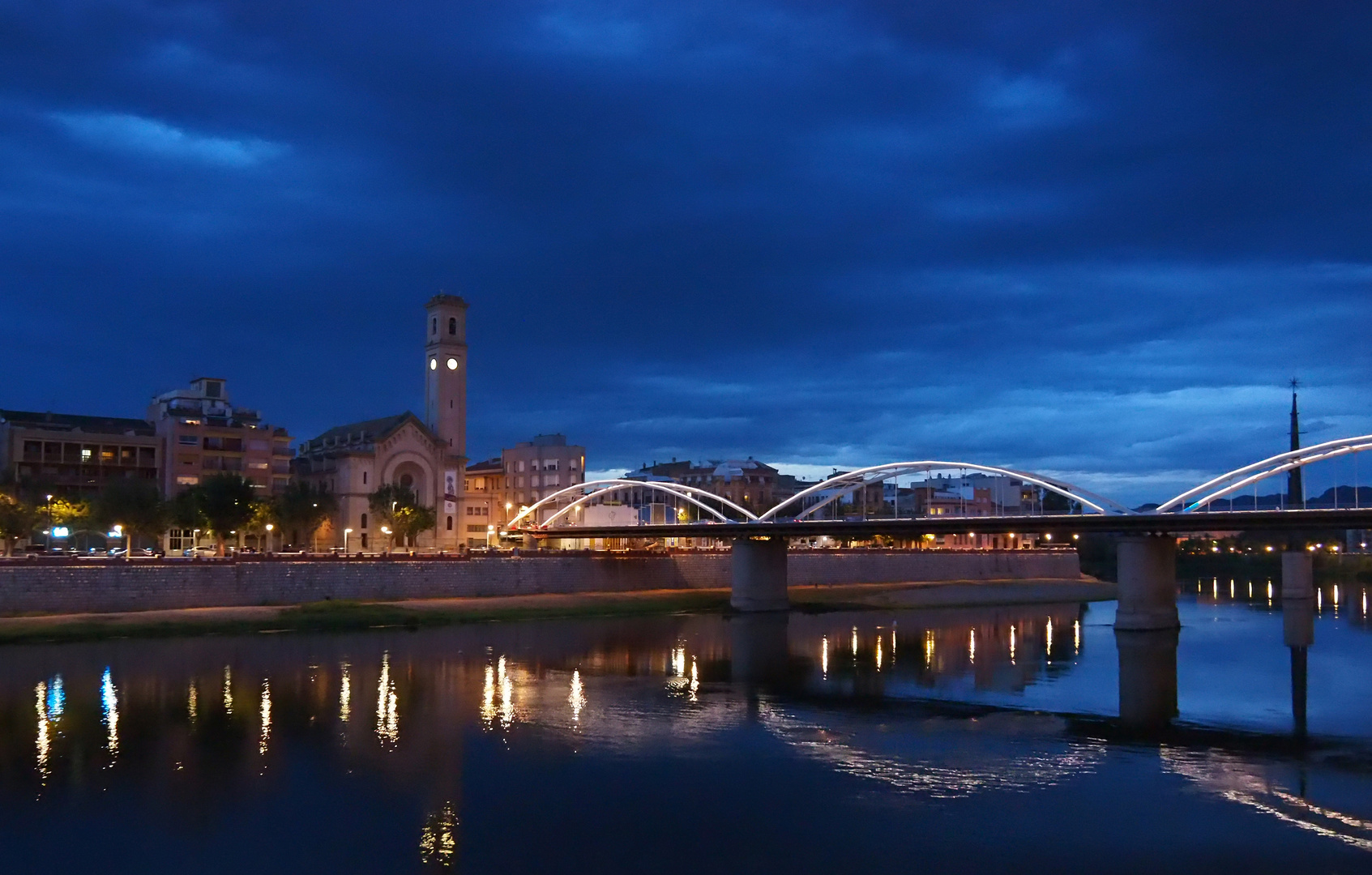 Tortosa et l’Ebre à l’heure bleue 