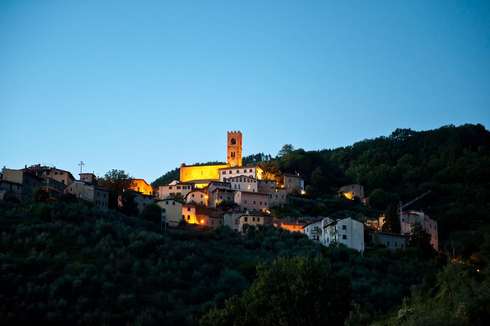 Toskana, Uzzano am Abend