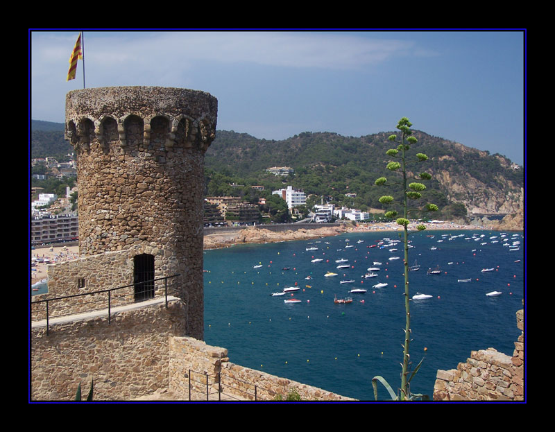 * * * Tossa de Mar * * *