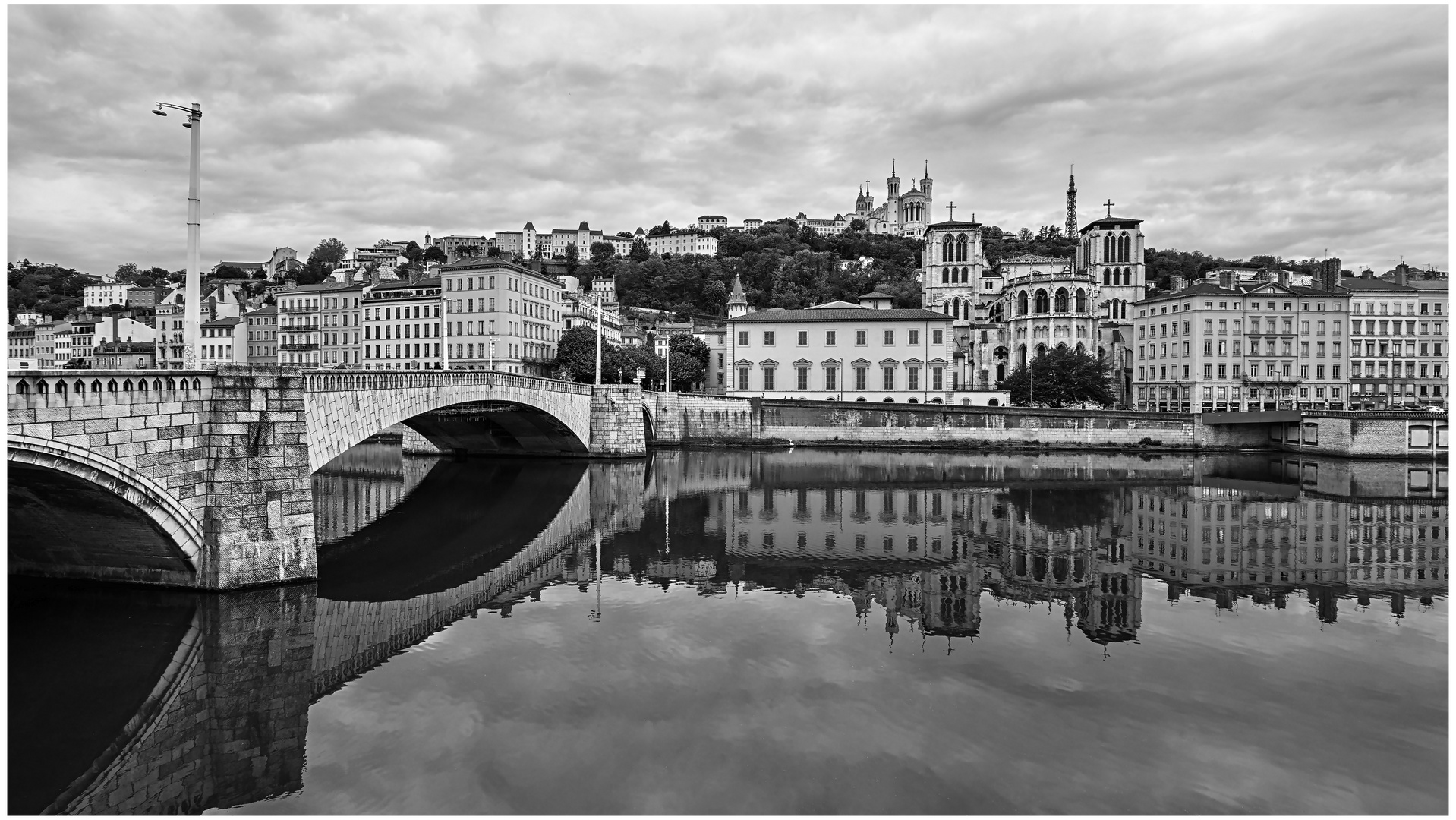 tôt le matin à Lyon