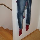 Tote Hose mit Socken