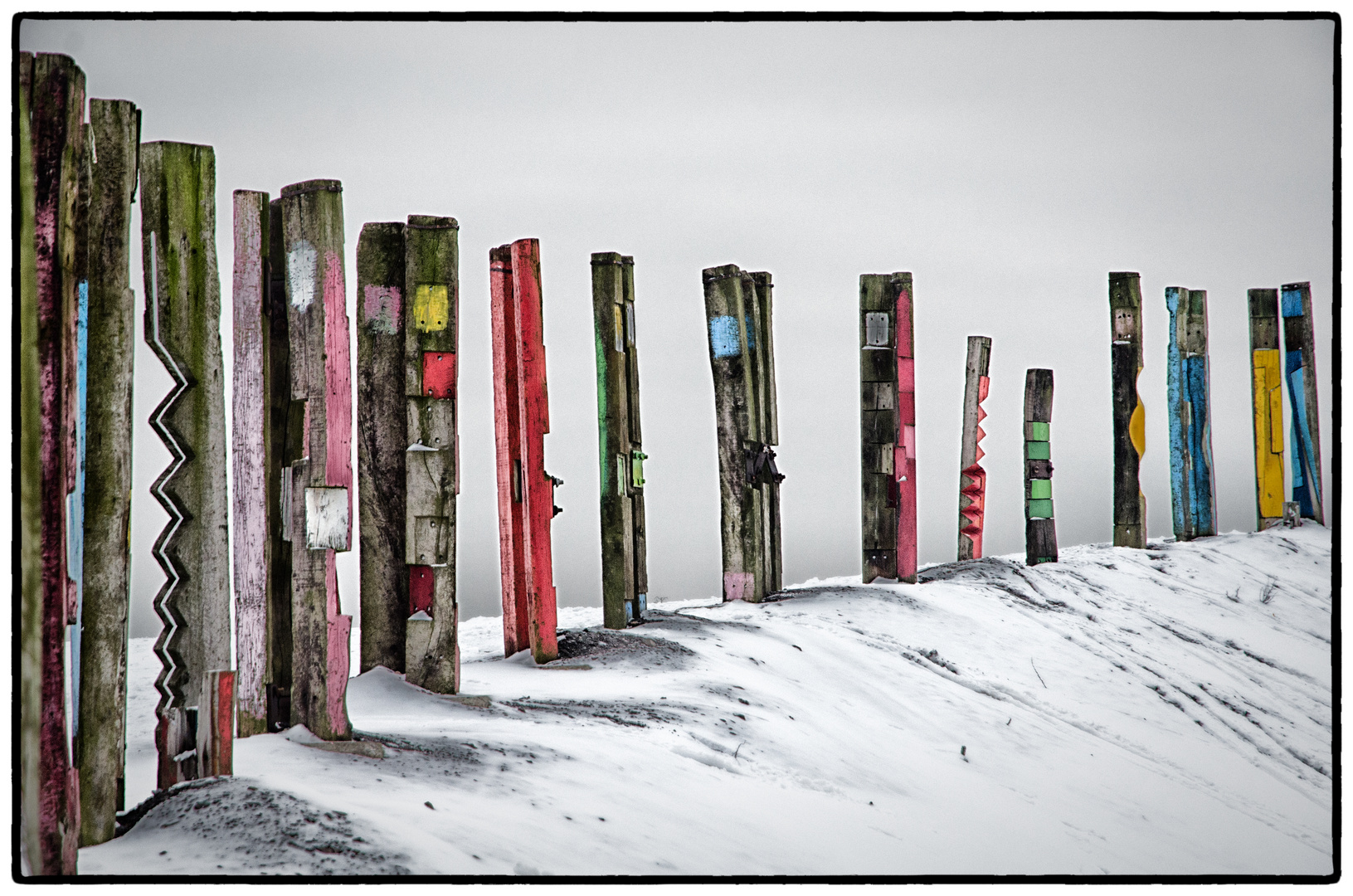 Totems im Schnee 3