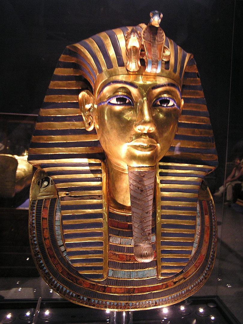 Totenmaske von Tutanchamun in Ägypt. Museum Kairo. altägypt. Pharao ca. 1328 v.Chr.)