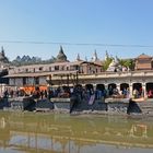 Totenverbrennungen am Surya Ghat in Pashupatinath