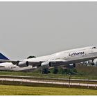 Touch-and-Go Boeing 747-8