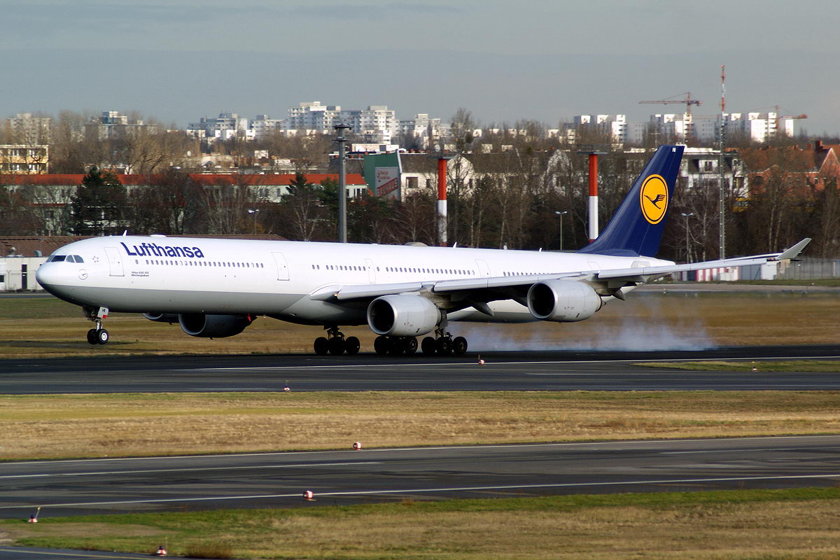 Touchdown... A340-600 in TXL