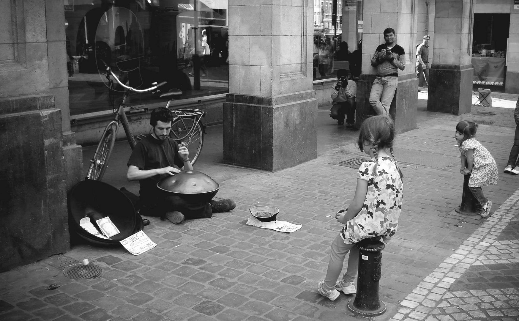 touching musical instrument