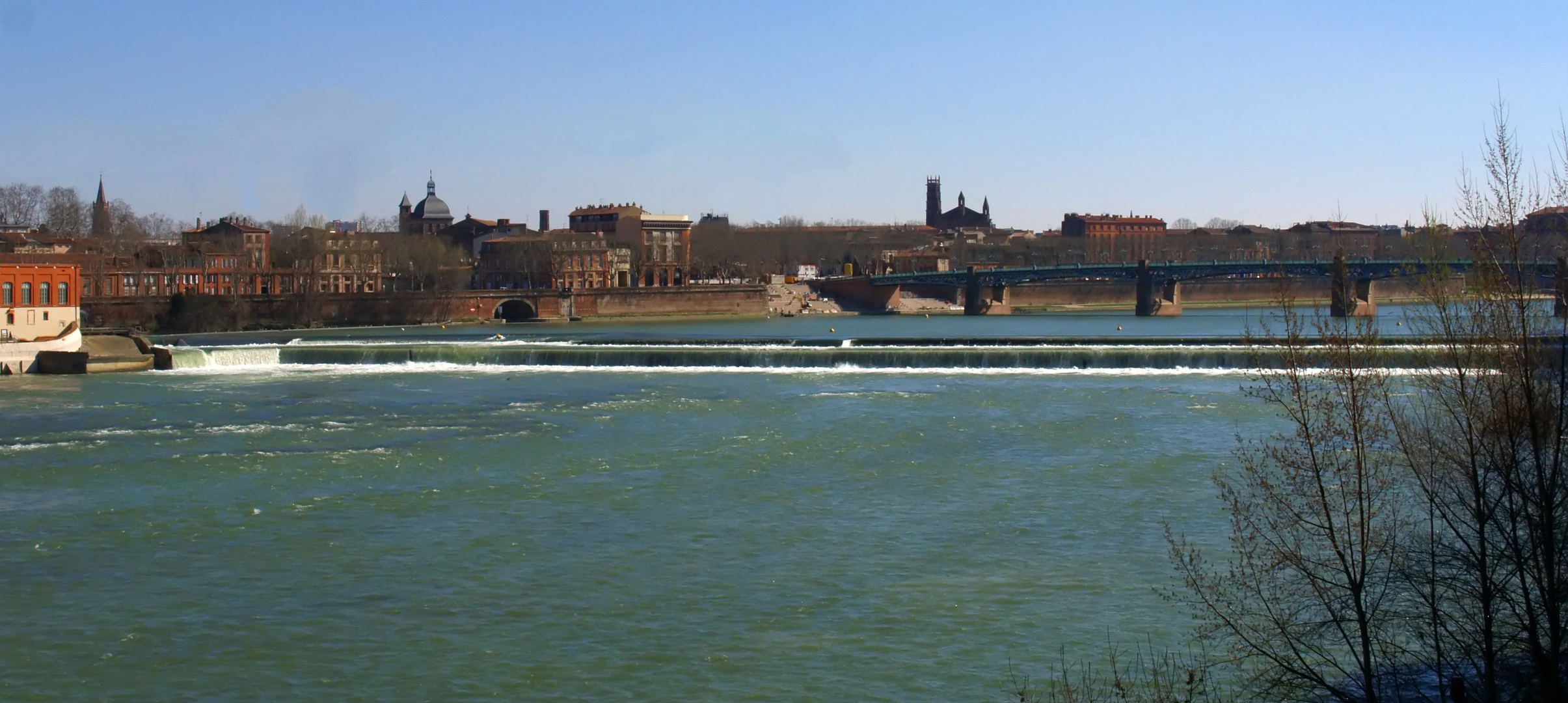 Toulouse 2 - La Garonne vue du Pont des Catalans