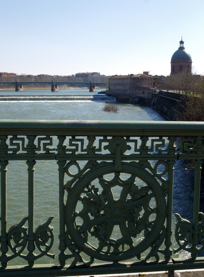 Toulouse 6 - Le Dôme de la Grave vu du Pont des Catalans